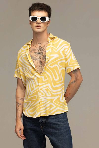 Snitch Men Printed Casual Yellow Shirt