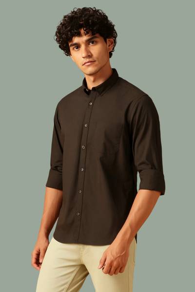 Famuzz Men Solid Casual Brown Shirt