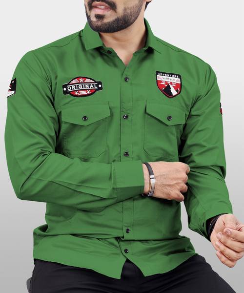 VeBNoR Men Solid Casual Green Shirt
