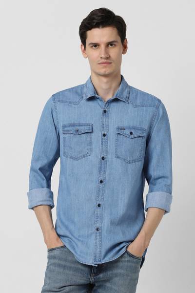 PETER ENGLAND Men Solid Casual Blue Shirt