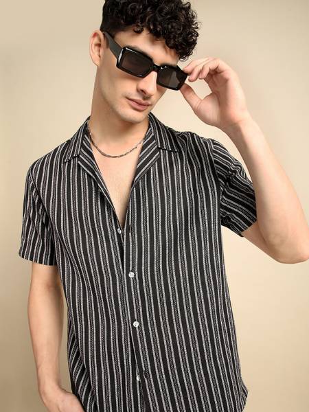 Voroxy Men Striped Casual Black Shirt