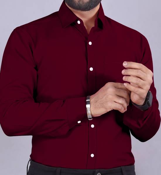 VeBNoR Men Solid Casual Maroon Shirt