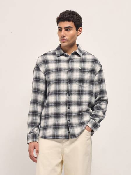 THE BEAR HOUSE Men Checkered Casual Grey Shirt