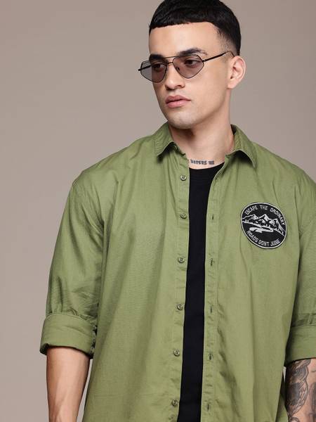 Roadster Men Solid Casual Green Shirt