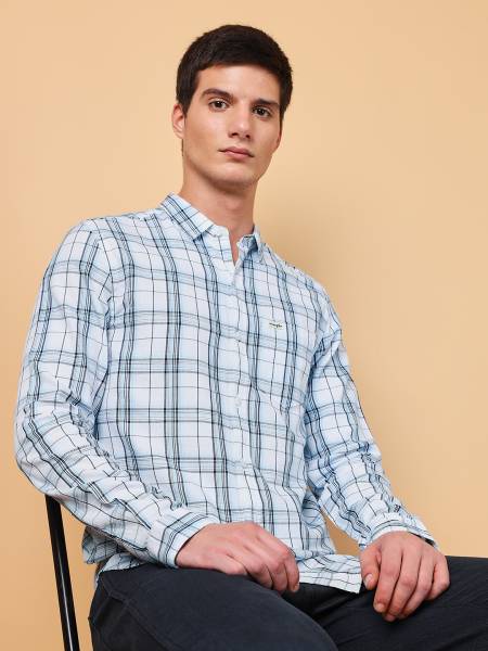 Wrangler Men Checkered Casual White Shirt