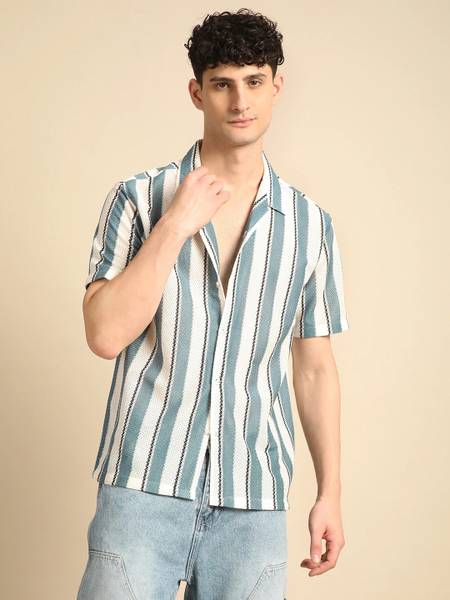 Voroxy Men Striped Casual Light Green Shirt