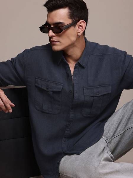 Roadster Men Solid Casual Blue Shirt