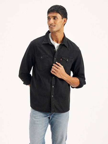 LEVI'S Men Solid Casual Black Shirt