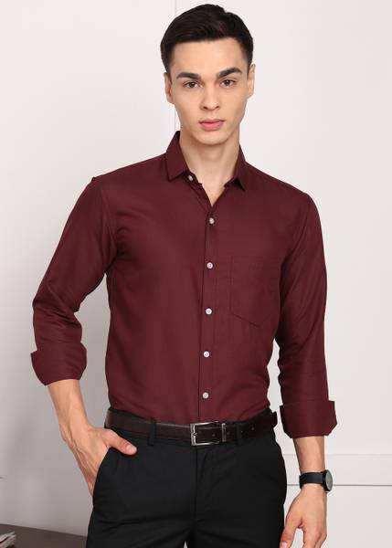 encore by INVICTUS Men Solid Formal Maroon Shirt