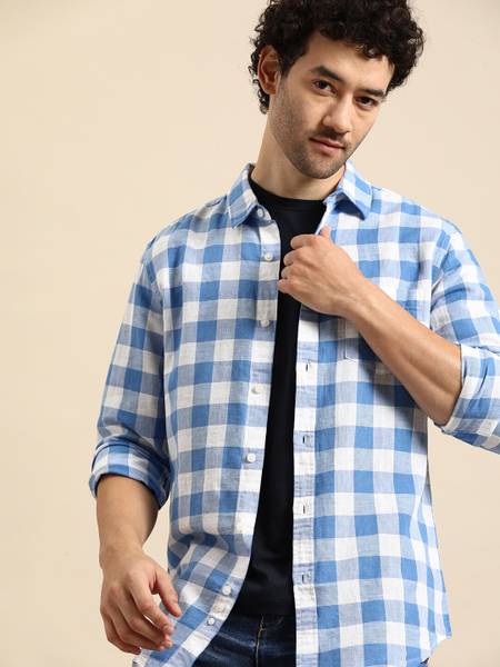 United Colors of Benetton Men Checkered Casual Blue Shirt