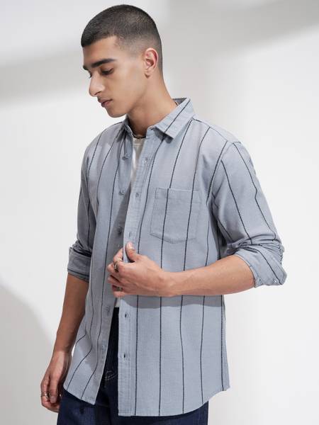 HIGHLANDER Men Striped Casual Blue Shirt