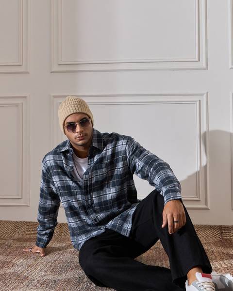 Chimpaaanzee Men Checkered Casual Dark Blue Shirt