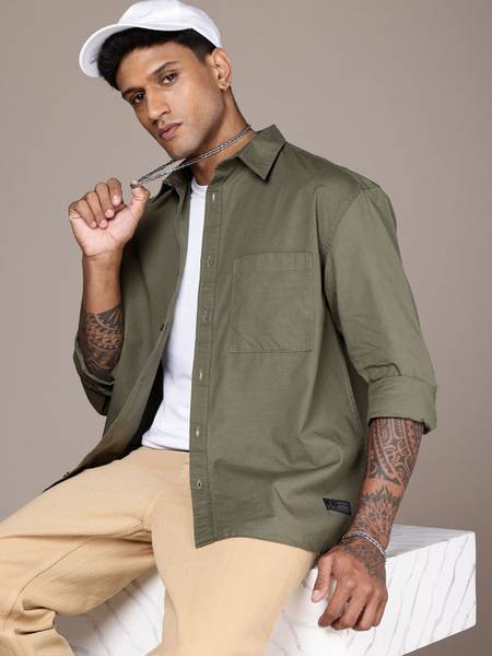 Roadster Men Solid Casual Green Shirt