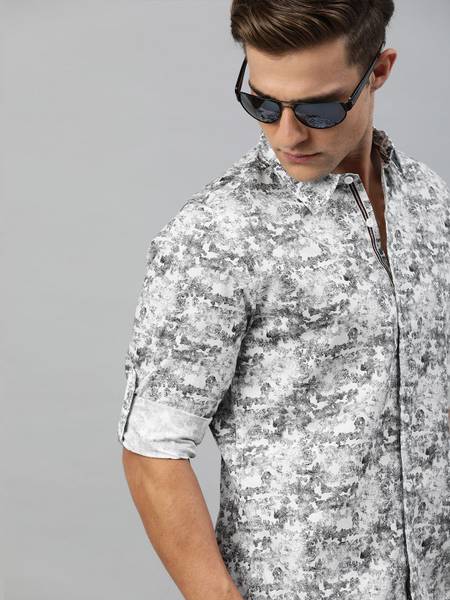 Roadster Men Printed Casual White Shirt