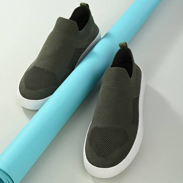 Roadster Slip On Sneakers For Men Price History
