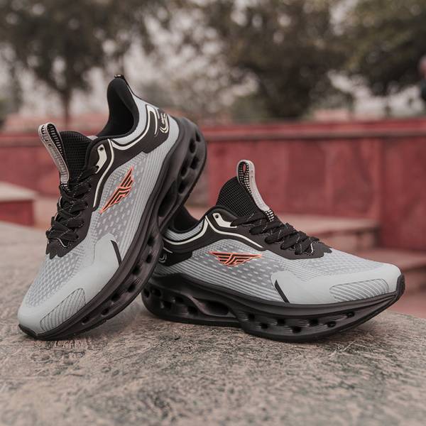 Red tape sale red sports shoes