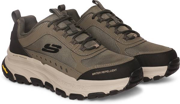 Trekking shoes clearance skechers