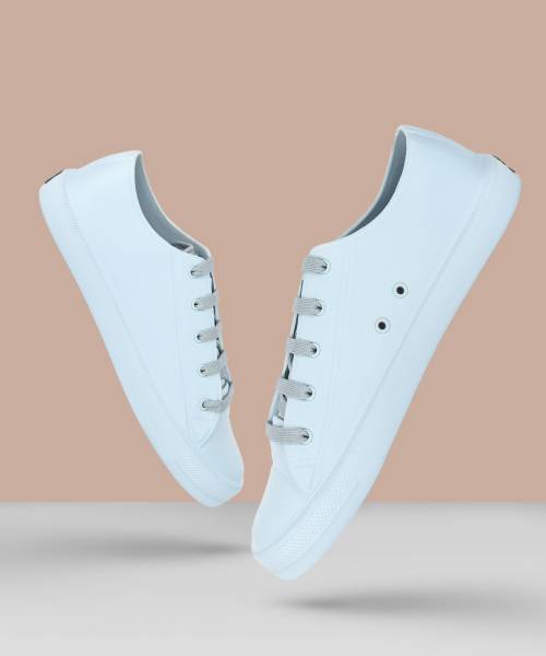 Aqualite tennis shoes white 2025
