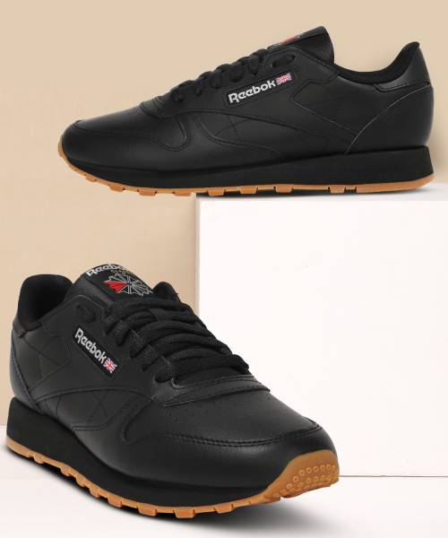 Reebok classic leather best sale running shoes mens