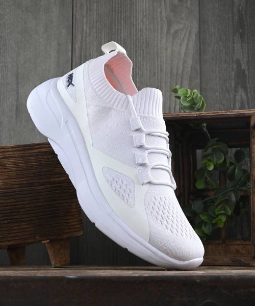 Hrithik roshan sports shoes top