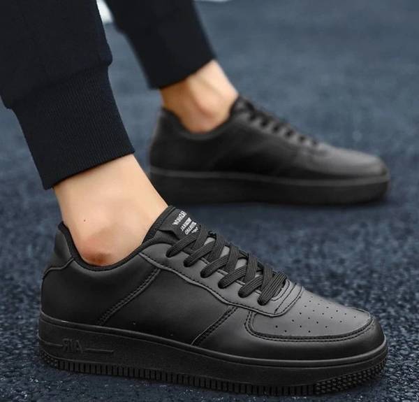 ROASTER Light weight classy sneakers shoes for men Lace Up For Men