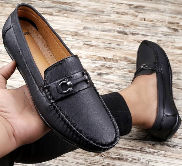 T rock shoes sales price