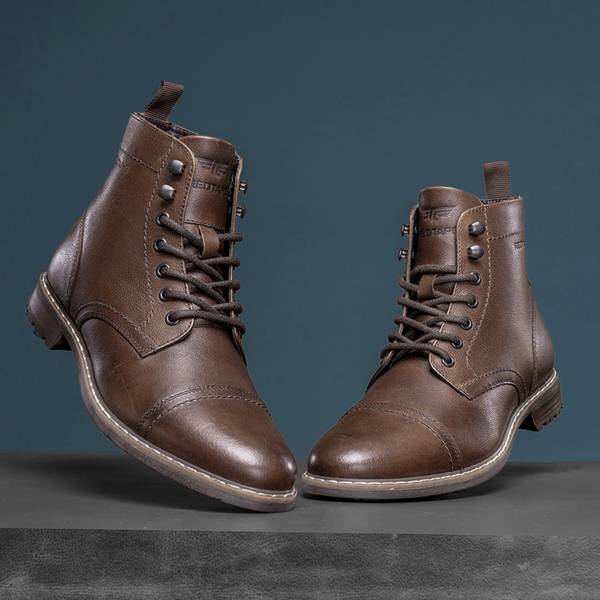 Red tape deals boots