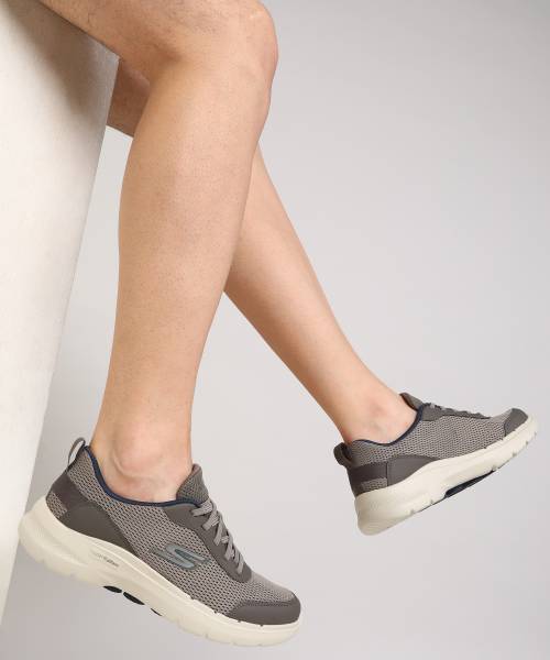 Skechers GO WALK 6 - ESQUIRE Walking Shoes For Men
