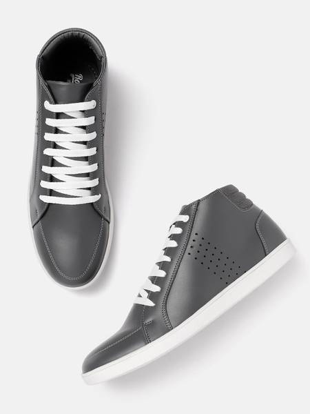 Roadster Sneakers For Men
