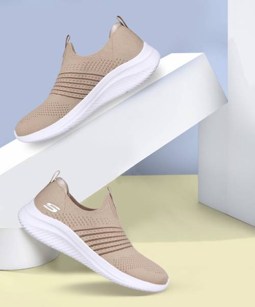 Skechers ULTRA FLEX 3.0-CLASSY CHARM Slip On Sneakers For Women