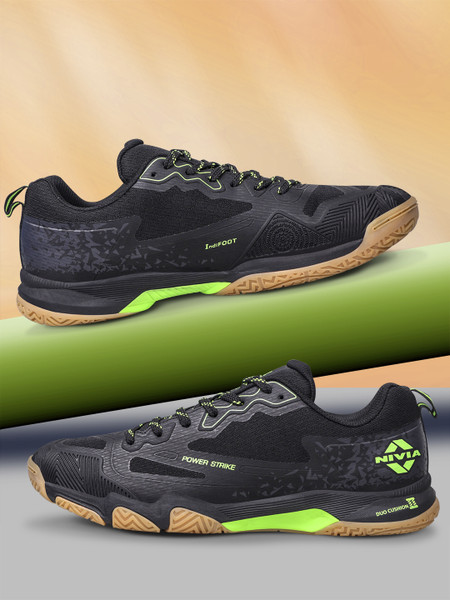 nike badminton shoes price