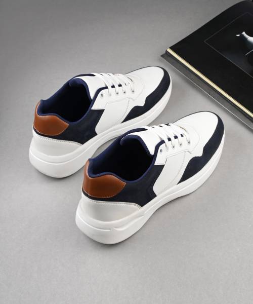 Roadster Men Lightweight Outdoor Running Casual With Antiskid Outsole Sneakers For Men