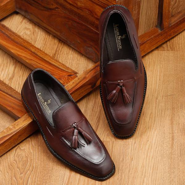 Louis stitch hotsell loafers
