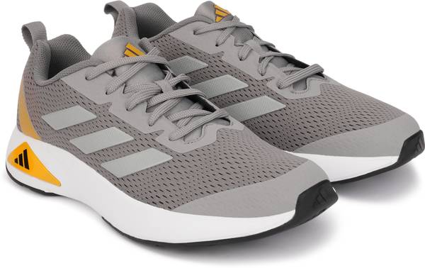 ADIDAS Grip -ed run M Running Shoes For Men