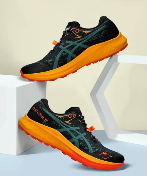 Asics Fuji Lite 5 Sneakers For Men