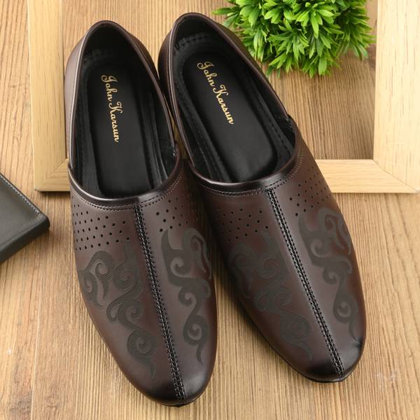 John Karsun Mojaris for men |jutti for men |belly shoes |nagra |valley shoes |mojdi Mojaris For Men