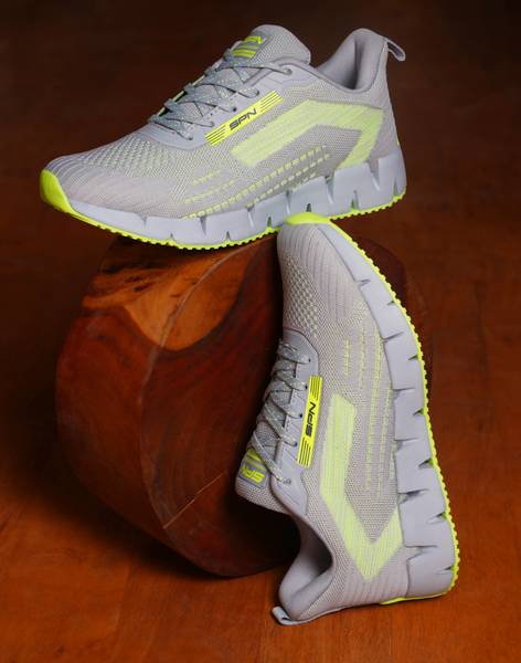 Speldon sports store shoes