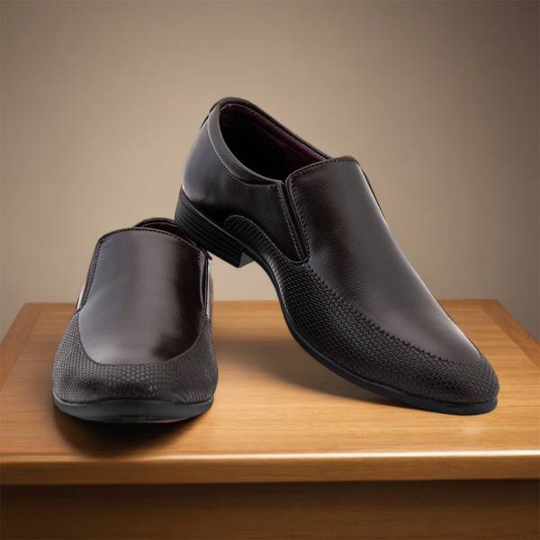 Khadim's Slip On For Men