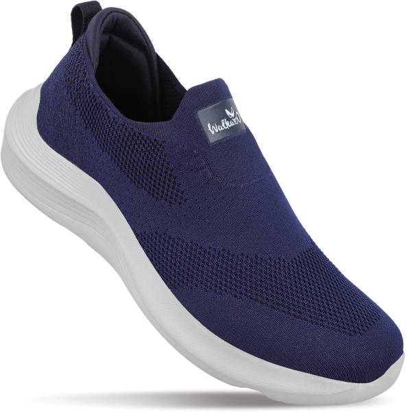 WALKAROO Running Shoes For Men