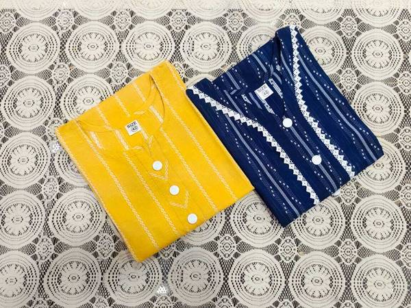 Women Woven Design Kurta