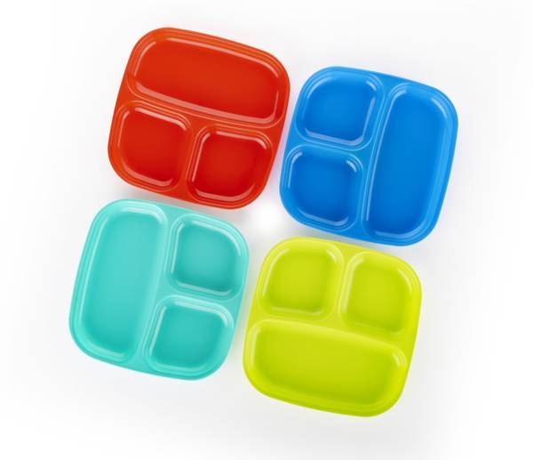 Sectioned outlet plastic plates