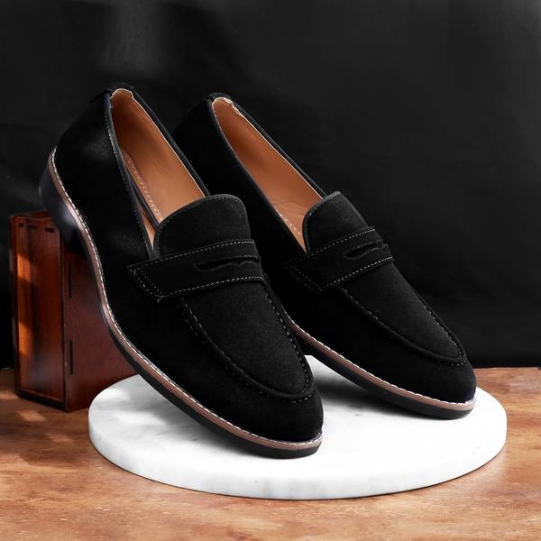 WUGATTI Comfortable Stylish Trendy Loafers For Men Price History