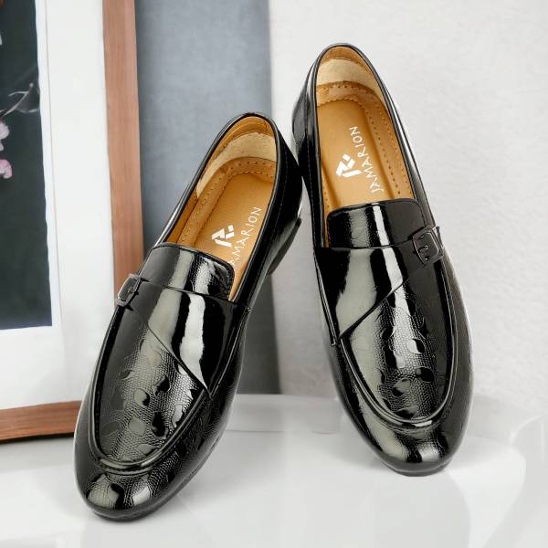 Stylish Good Looking Casual synthetic leather Loafers formal shoes Casuals For Men
