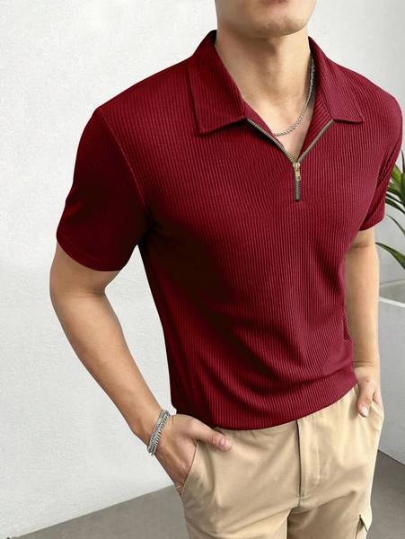 Self Design Men Maroon T-Shirt