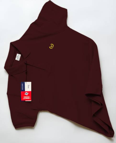 MACK JONNEY Solid Men Polo Neck Maroon T-Shirt
