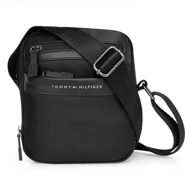 TOMMY HILFIGER Black Sling Bag Kokomo