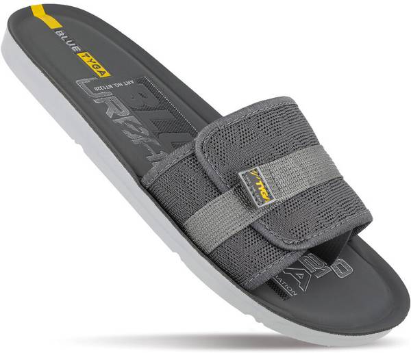 BLUE TYGA Men Slippers