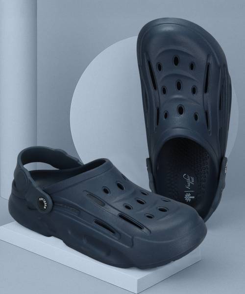 WOODLAND Men Slides
