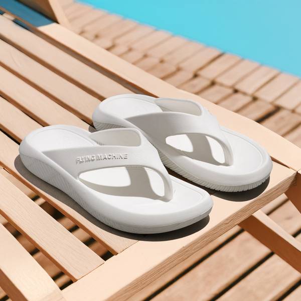 FLYING MACHINE Men Flip Flops