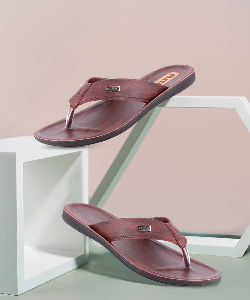 FLITE Men Slippers
